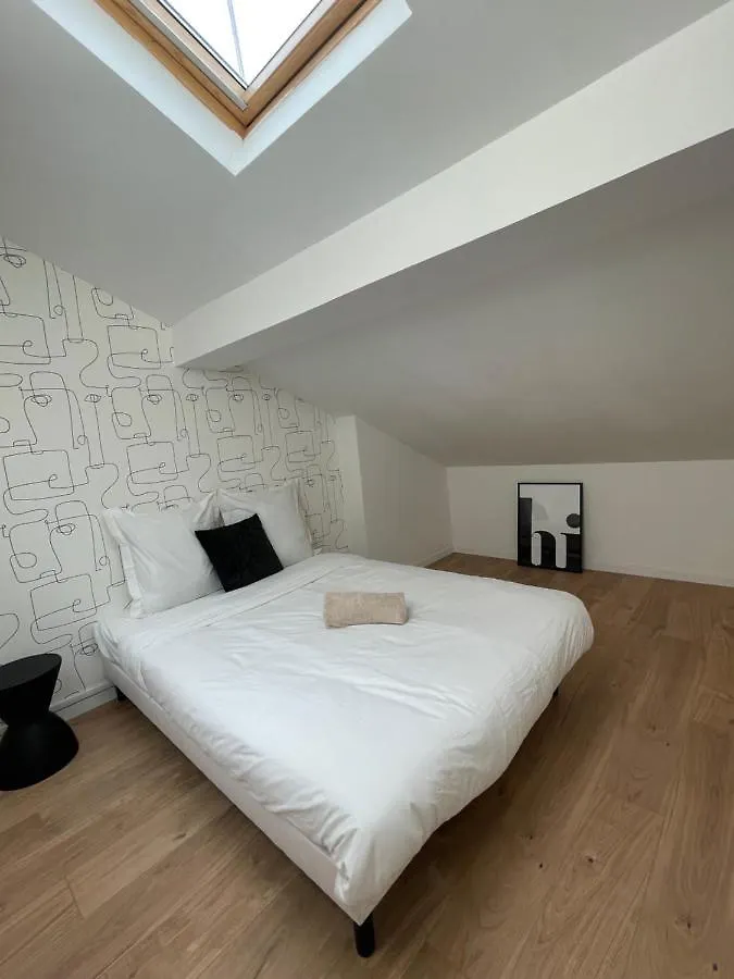 Le Neroli Apartment Lyon 0*,  France